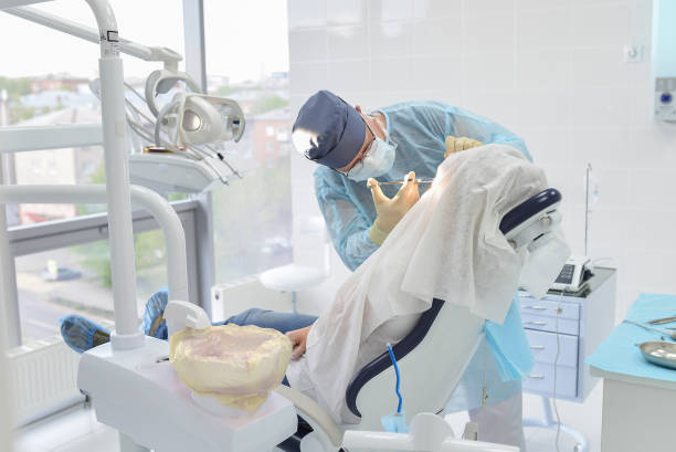 Best Emergency Treatment for Dental Infections or Abscesses in Pis, AR